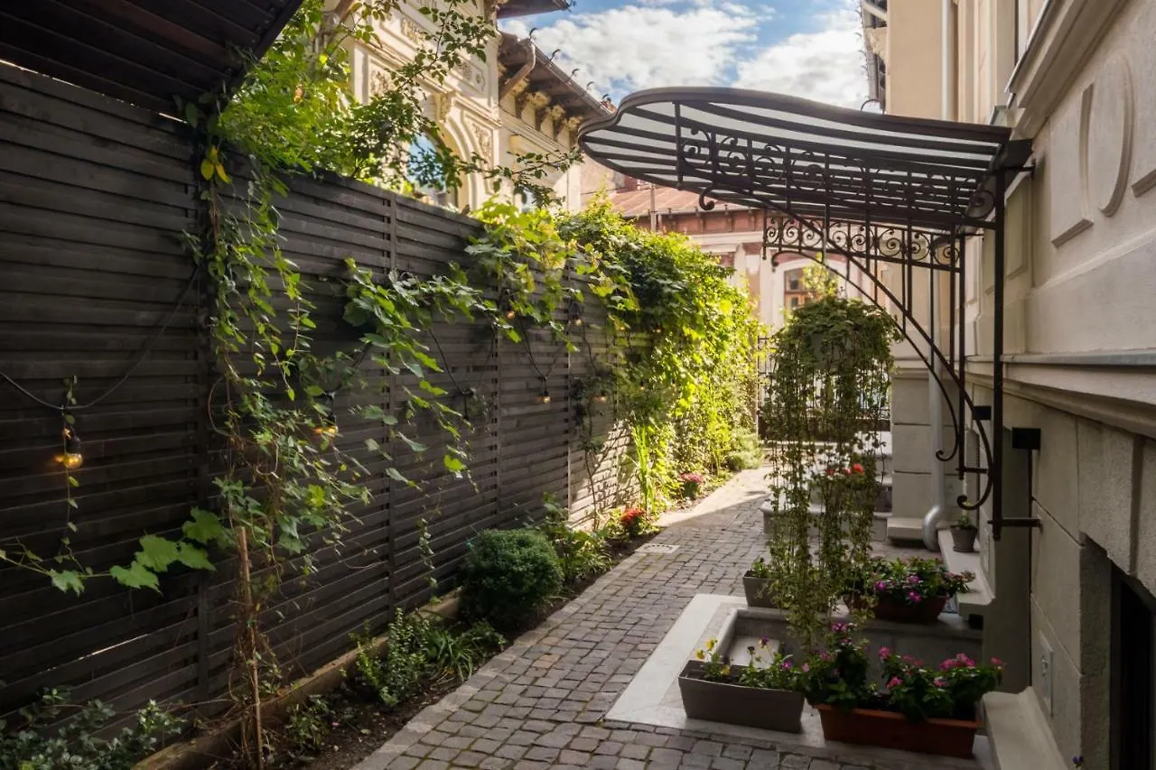 Good Living Bucharest Aparthotel